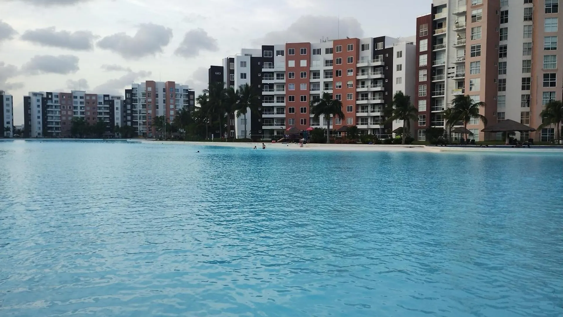 Departamento Tres Listones Apartman Cancún